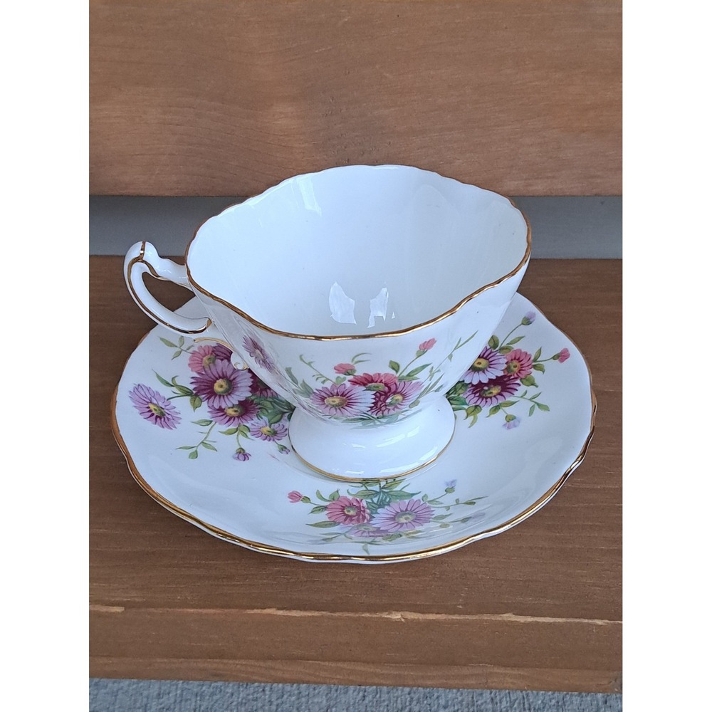 Hammersley & Co. England VTG Bone China Teacup And Sauser